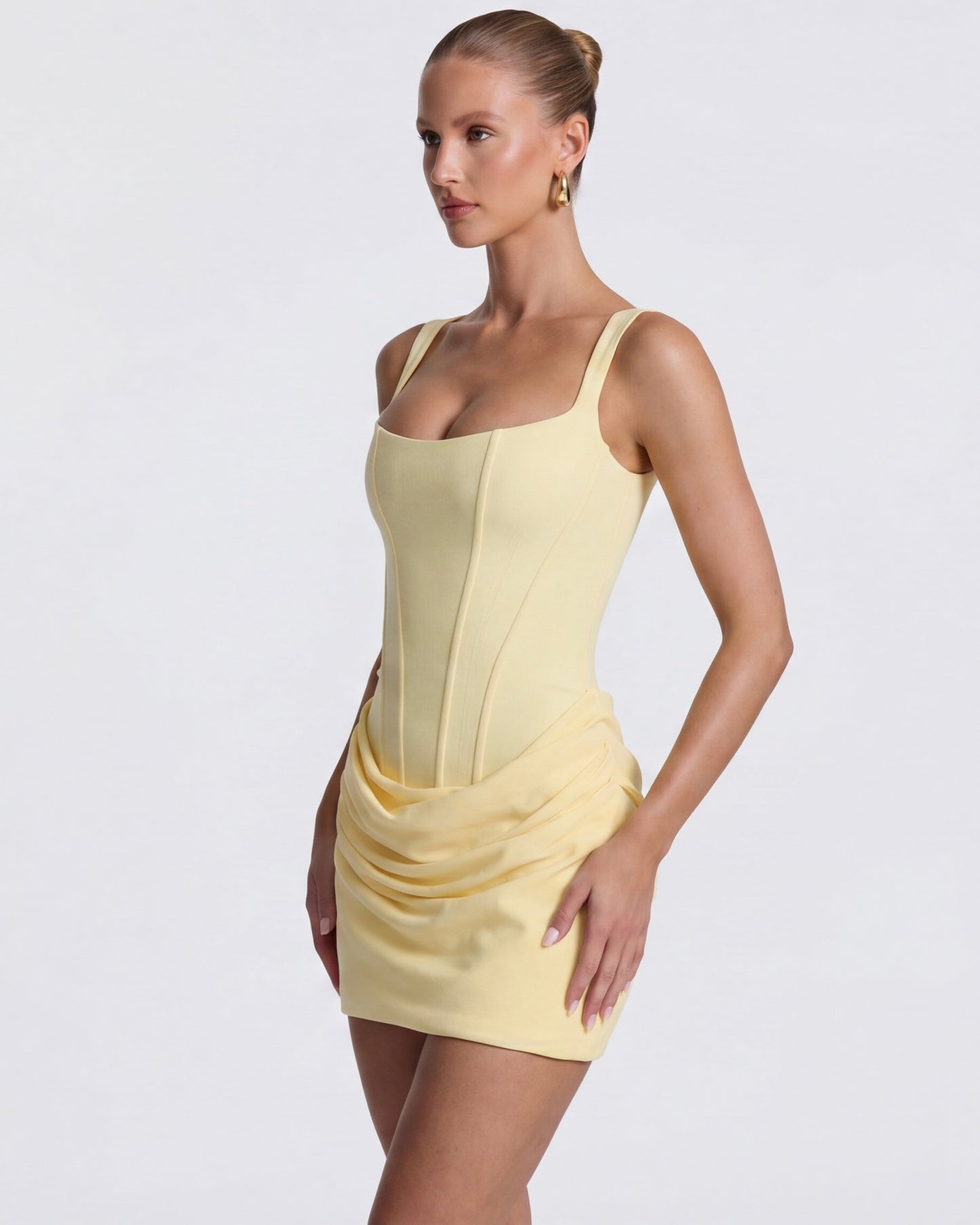 ARIA| Hourglass Mini